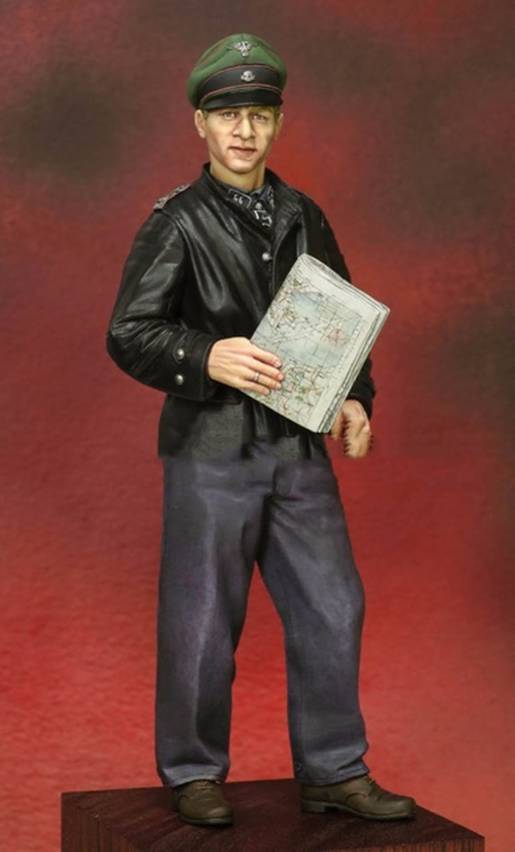 Unpainted-Kit-1-16-120mm-Michael-Wittmann-at-Villers-Bocage-120mm-figure-Historical-WWII-Figure-Resin.jpg_640x640.jpg